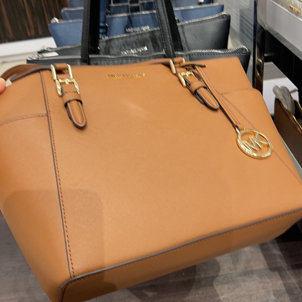 MICHAEL KORS CHARLOTTE LARGE TOP ZIP  Tote bag - Picture 4 of 15
